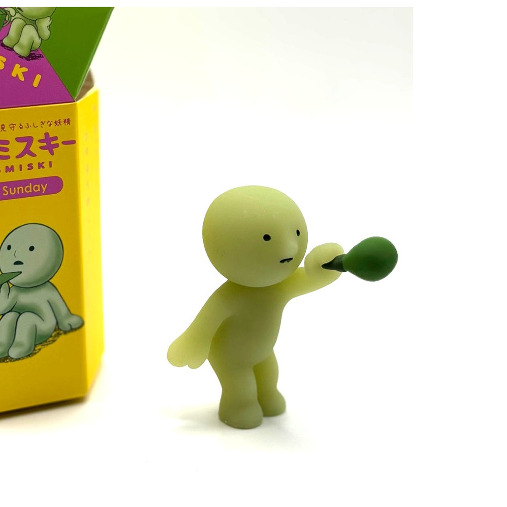 Smiski Blowing Bubbles Mini Figure from Sunday Series - NEW